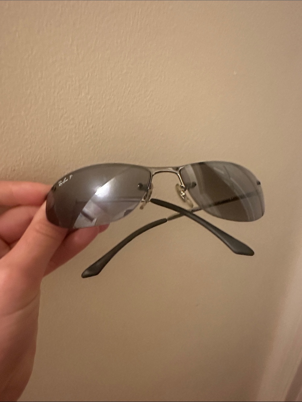 Rayban’s Polarizaed Men’s Visor Black Sunglasses RB 3179